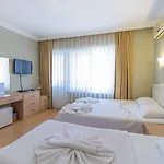 ホテル ドスト 2*