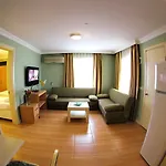 ドスト ホテル