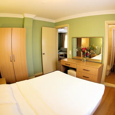 Dost 2* מרמריס