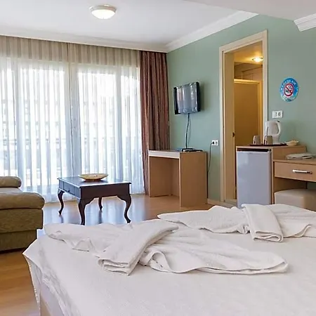 Dost Hotel 2*