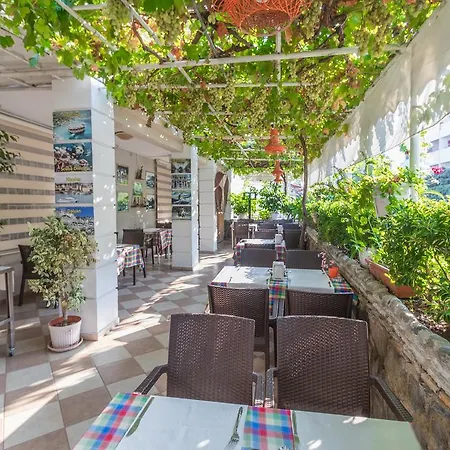 Dost Hotel
